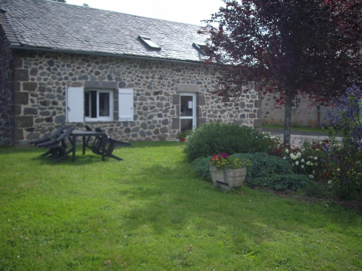 Saint-Cernin  Ferme De Lamourio المظهر الخارجي الصورة
